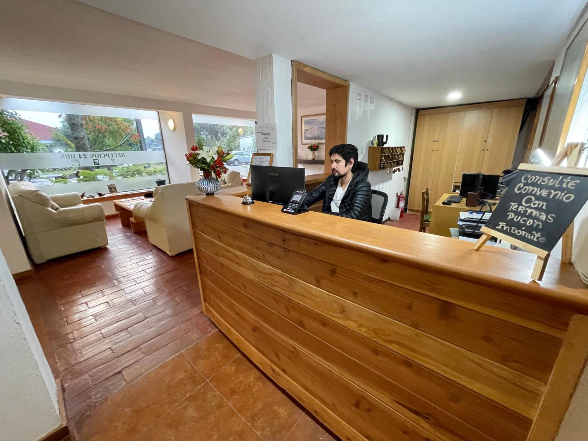 Hotel Costanera Pucón Extérieur photo